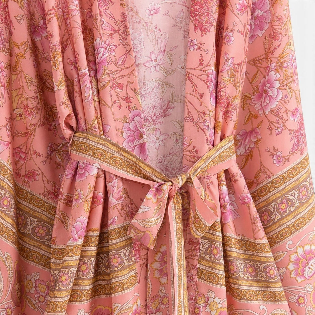La Boutique Kimono Kimono Court Femme Rose Avec Fleurs