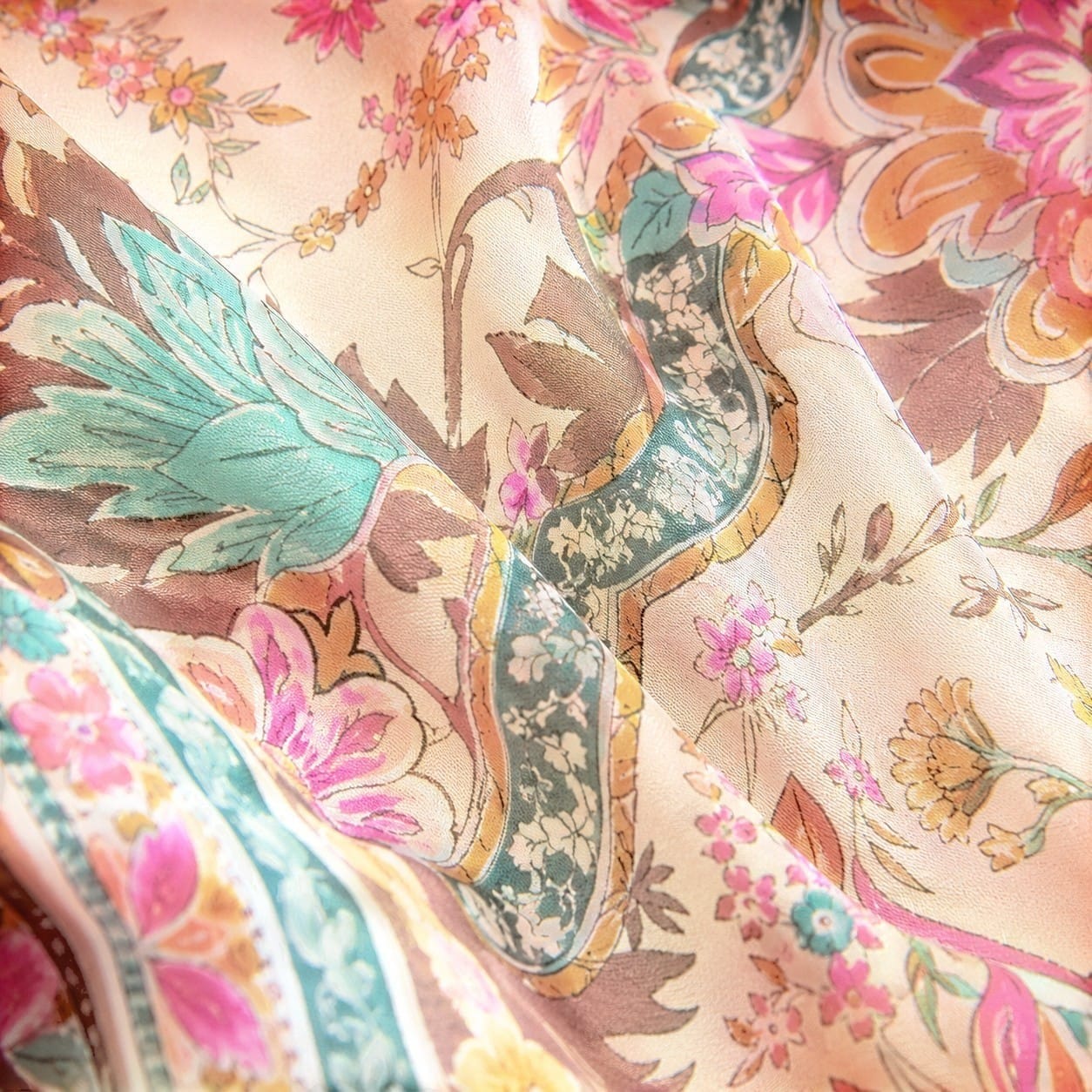 La Boutique Kimono Kimono Femme Court Fleuri