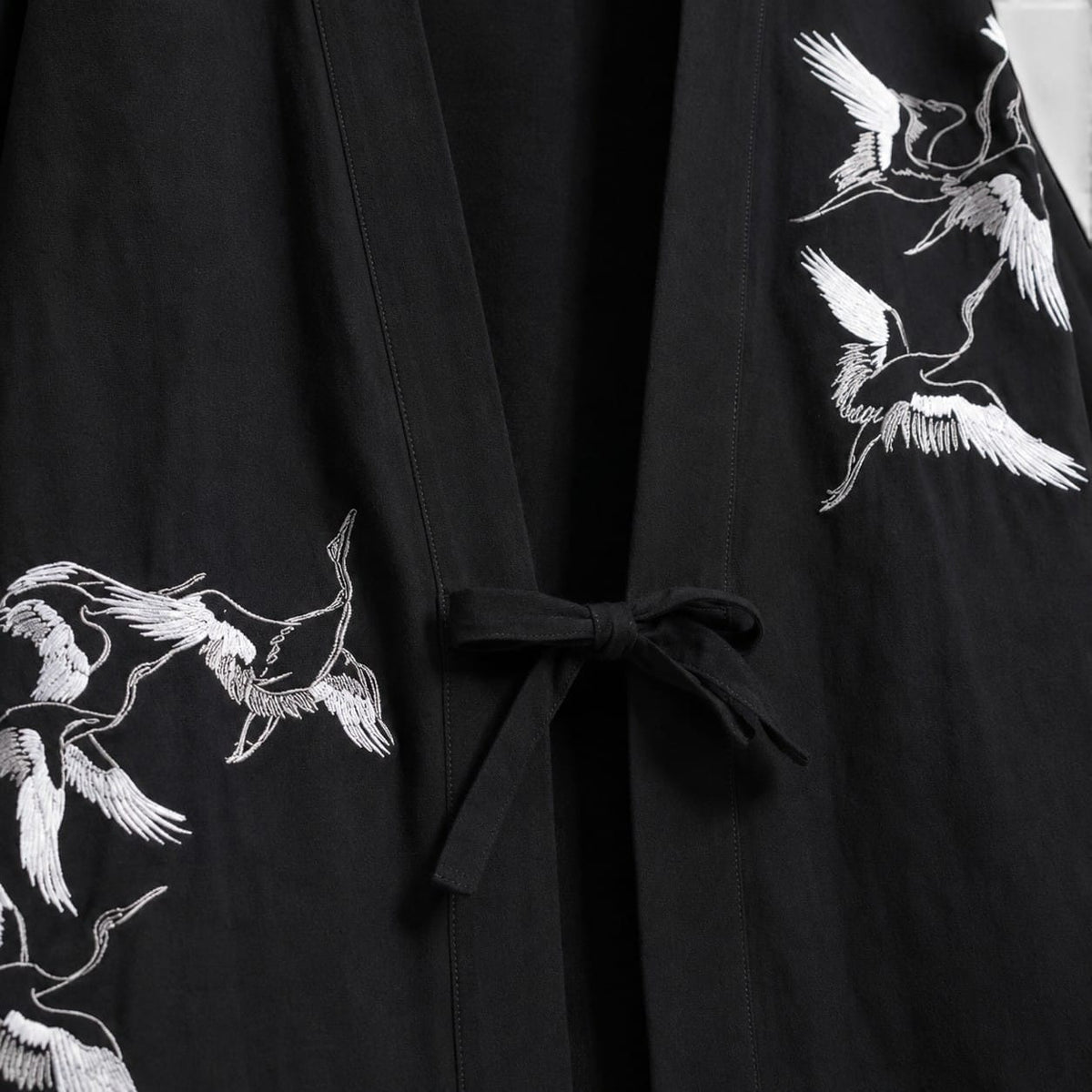 La Boutique Kimono Kimono Traditionnel Noir Brodé