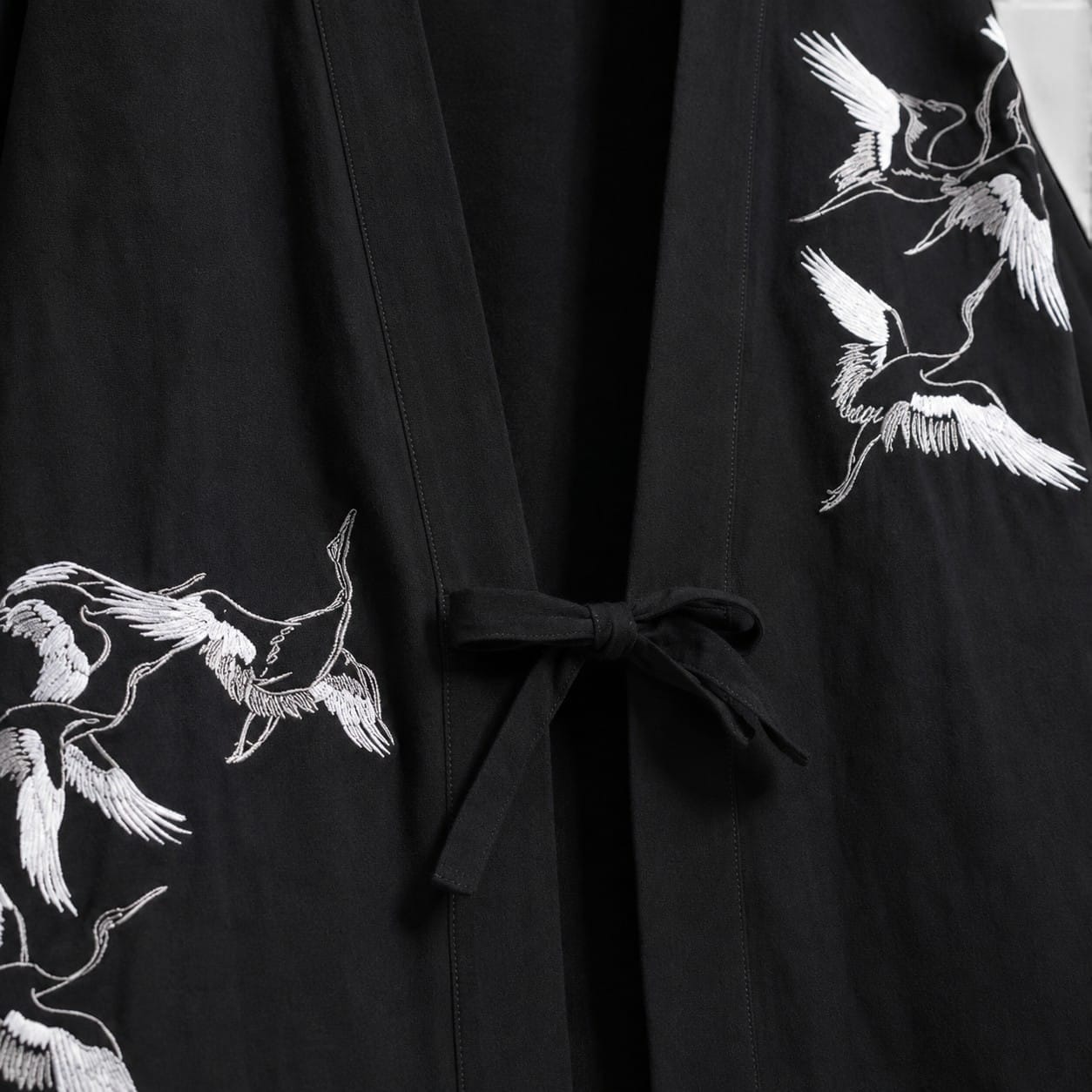 La Boutique Kimono Kimono Traditionnel Noir Brodé