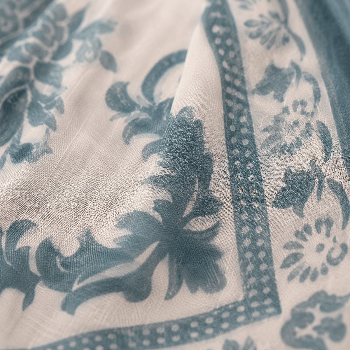 La Boutique Kimono Kimono Velours Dévoré À Franges Bleu Gris