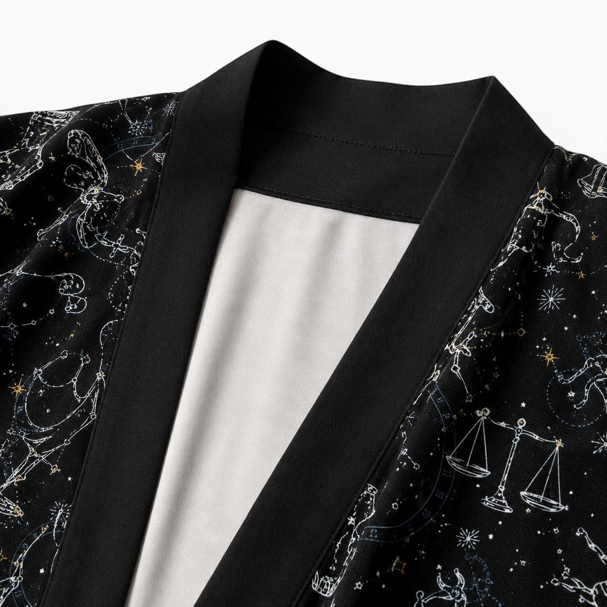 La Boutique Kimono Vêtements Kimono Noir Et Blanc Motif Constellation